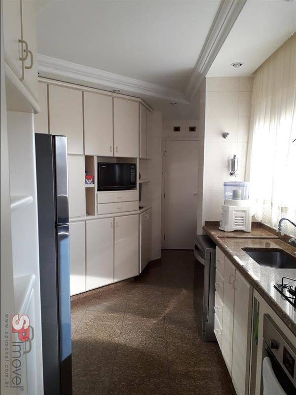 Apartamento à venda com 3 quartos, 138m² - Foto 6