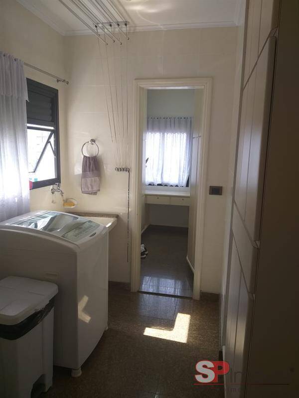 Apartamento à venda com 3 quartos, 138m² - Foto 10