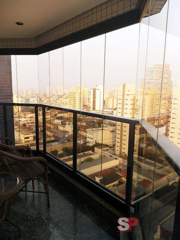 Apartamento à venda com 3 quartos, 138m² - Foto 4