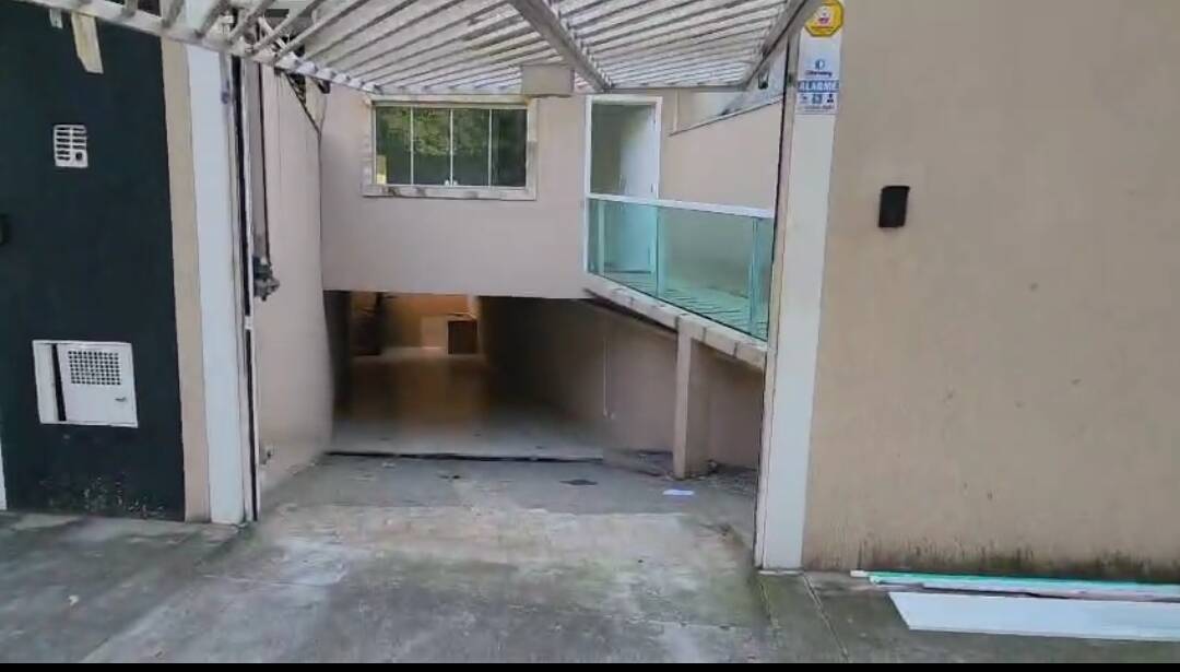 Sobrado para alugar com 3 quartos, 180m² - Foto 1