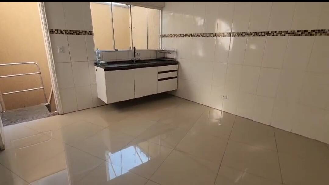 Sobrado para alugar com 3 quartos, 180m² - Foto 6
