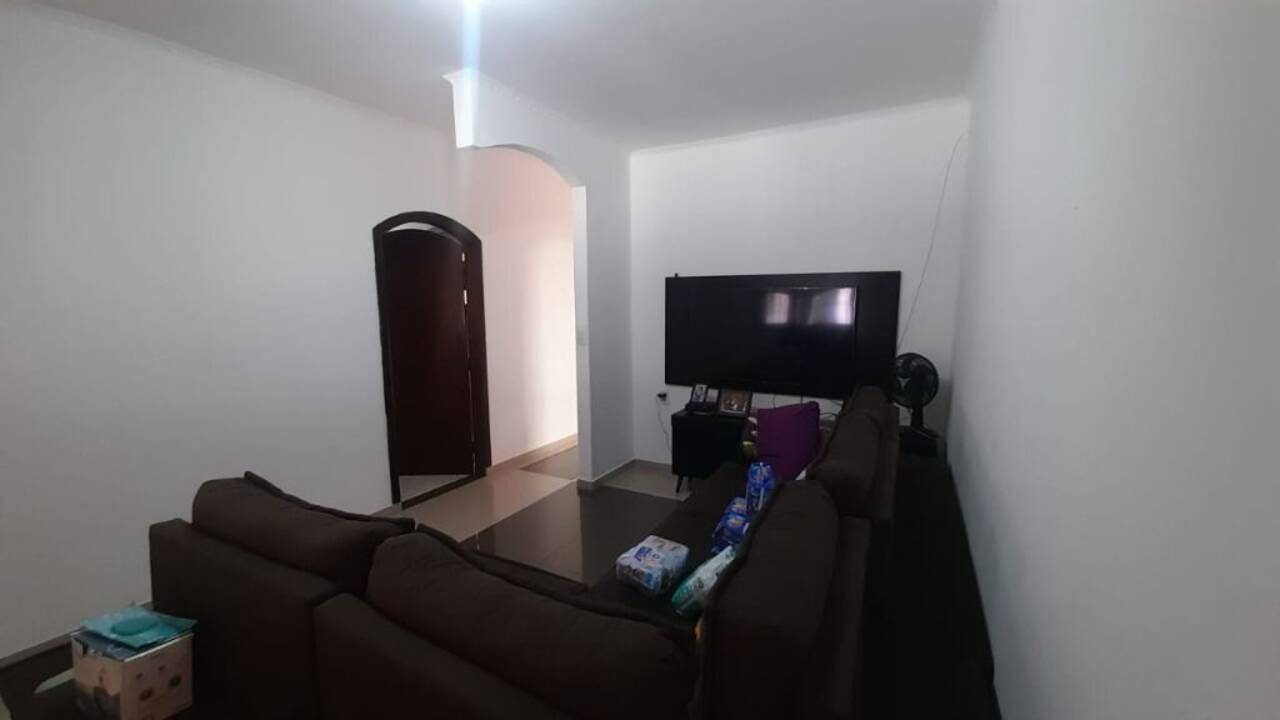 Casa, 3 quartos, 160 m² - Foto 3